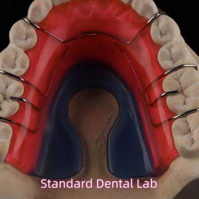 دستگاه ارتودنسی دندانی قابل برداشتن Hawley Retainer